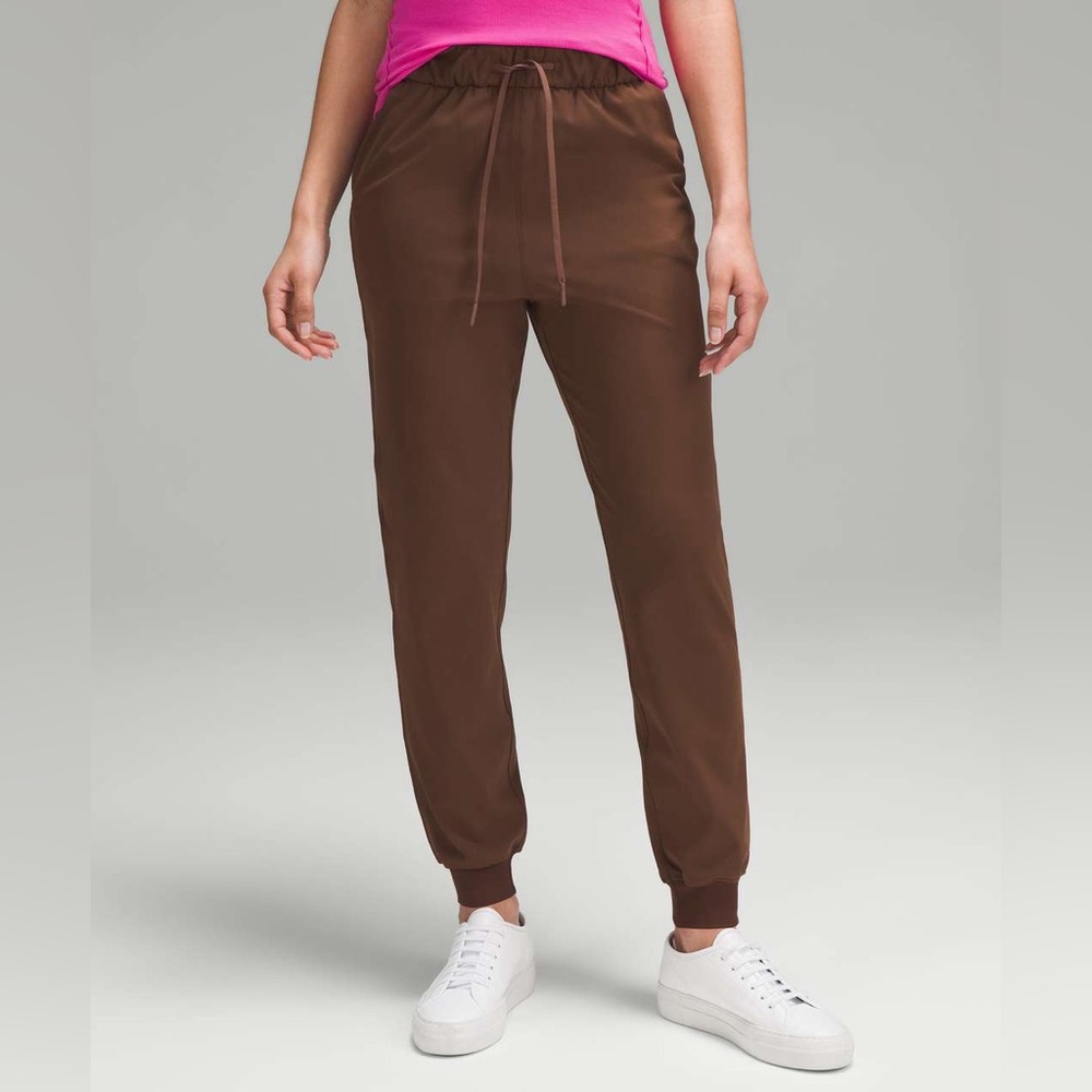 Lululemon High Rise Stretch Jogger (Java)